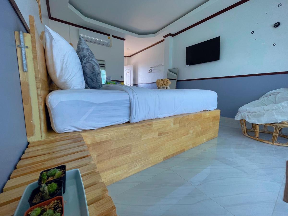 Baan Tipsukon Panzió Larn-sziget Kültér fotó