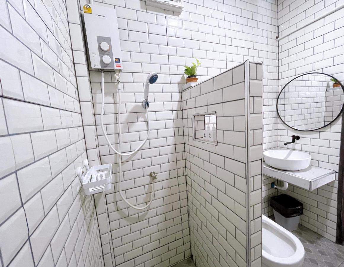 Baan Tipsukon Panzió Larn-sziget Kültér fotó